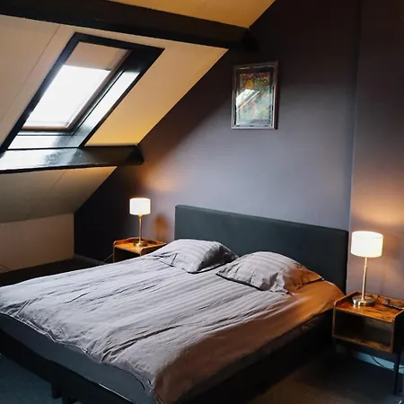 Brasserie De Kroon 호텔 굴펜