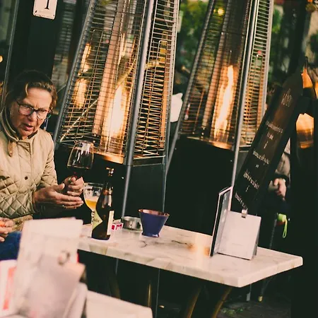 酒店 克朗啤酒屋酒店 *