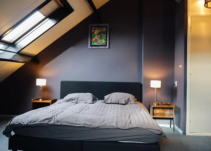 فندق Brasserie De Kroon